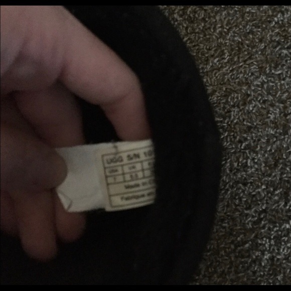 Antoinette Black Flower Unique UGGS - Picture 3 of 4